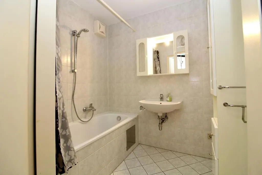 Cozy Apartment Free Parking Vienna Austria